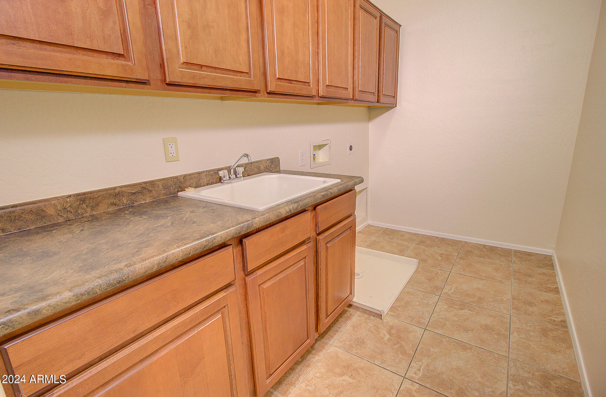 10580 E PRIMROSE Lane