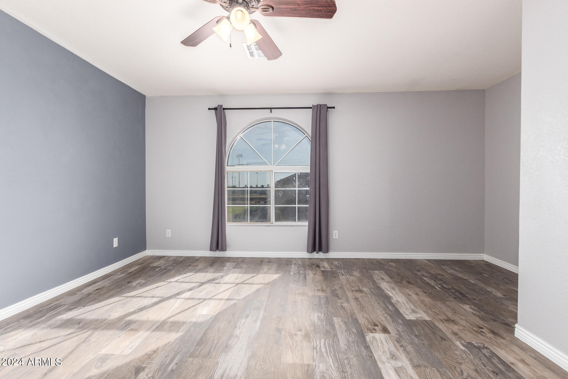 865 S CHATSWORTH Circle