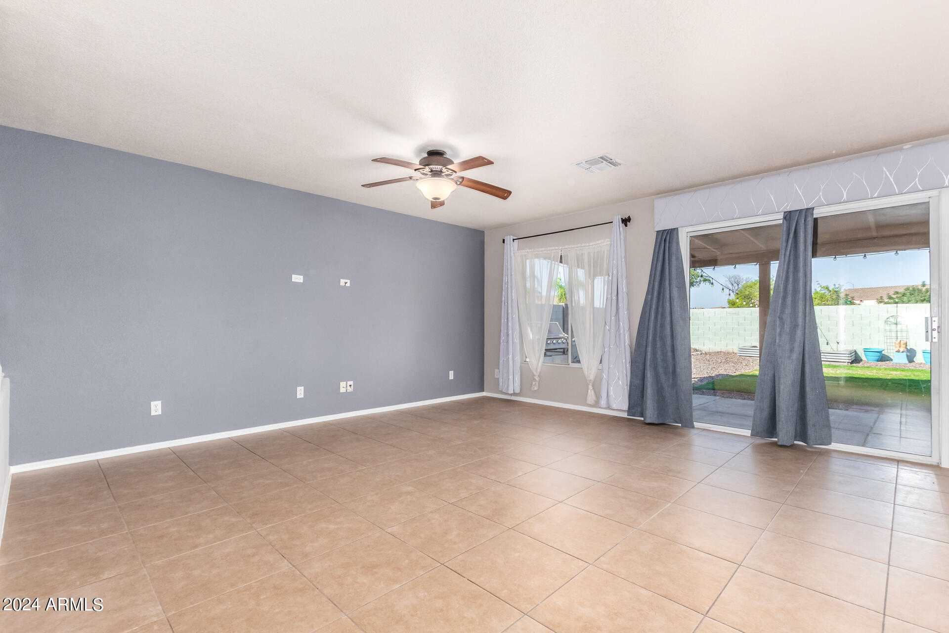 865 S CHATSWORTH Circle