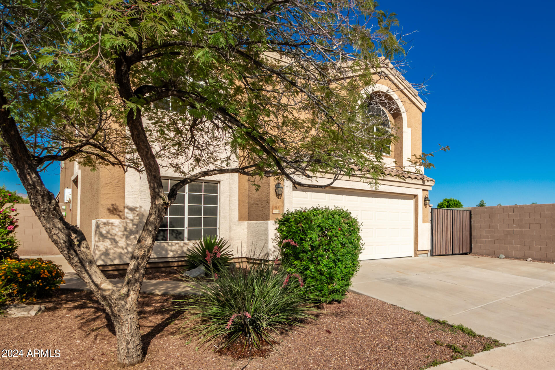 865 S CHATSWORTH Circle