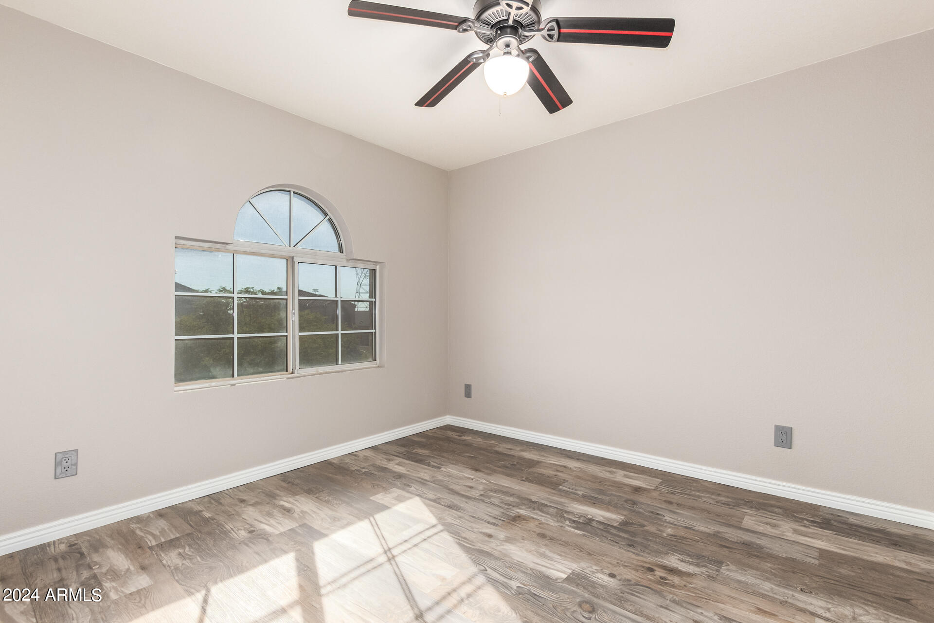 865 S CHATSWORTH Circle