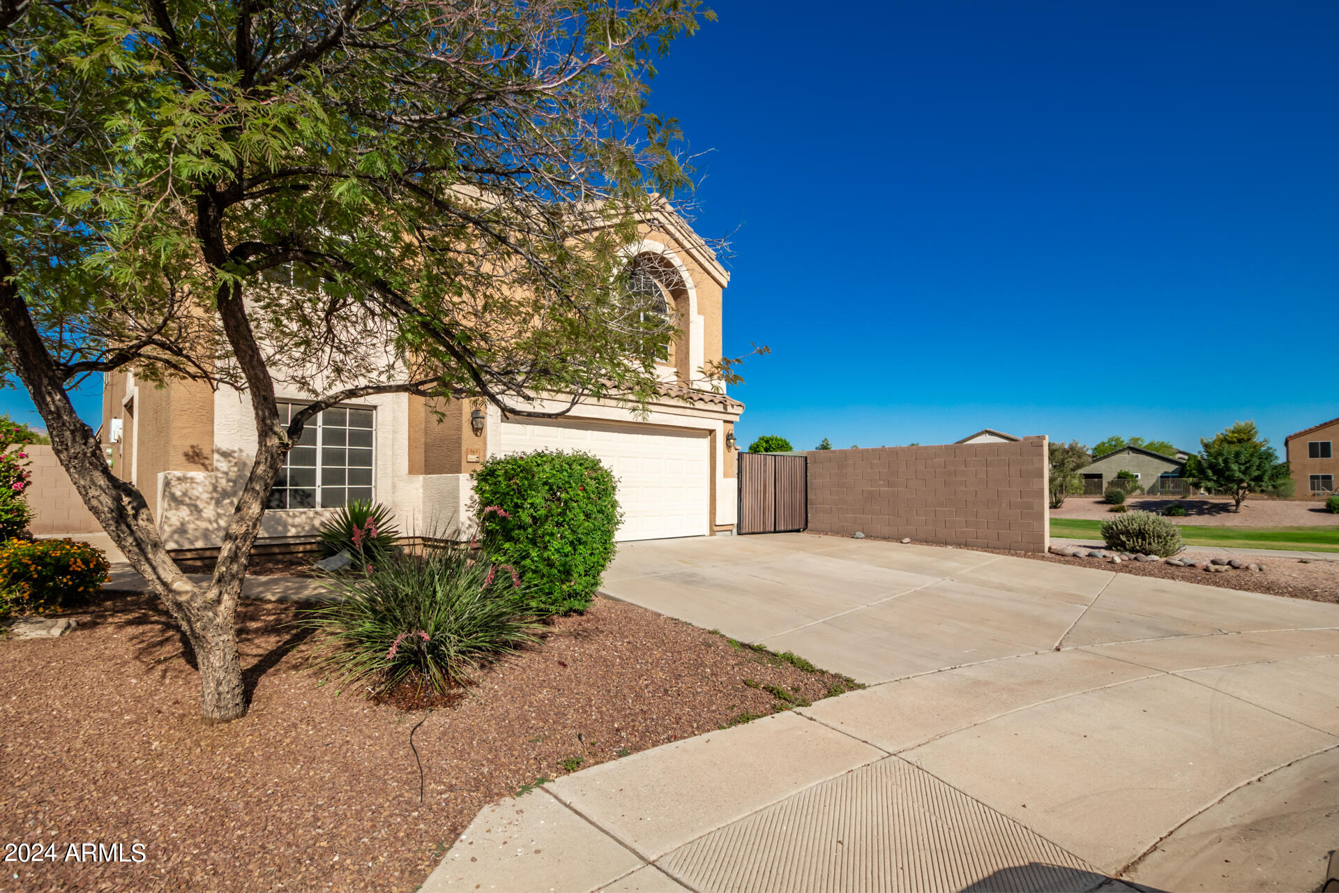 865 S CHATSWORTH Circle