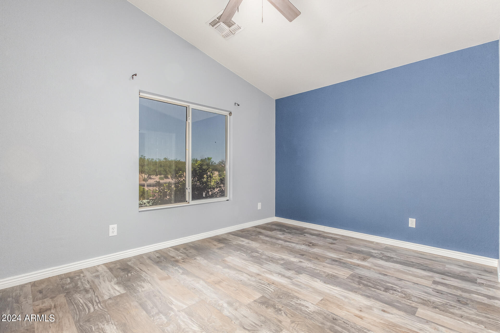 865 S CHATSWORTH Circle