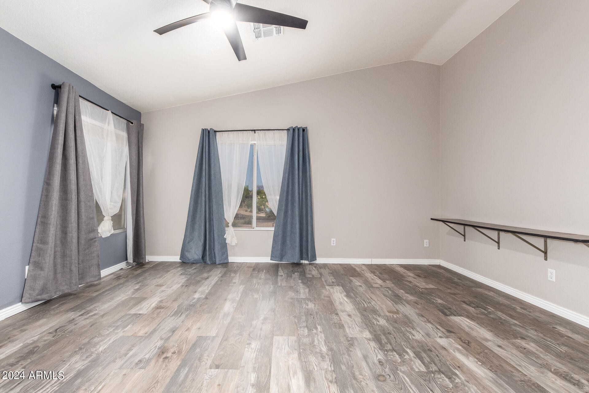 865 S CHATSWORTH Circle