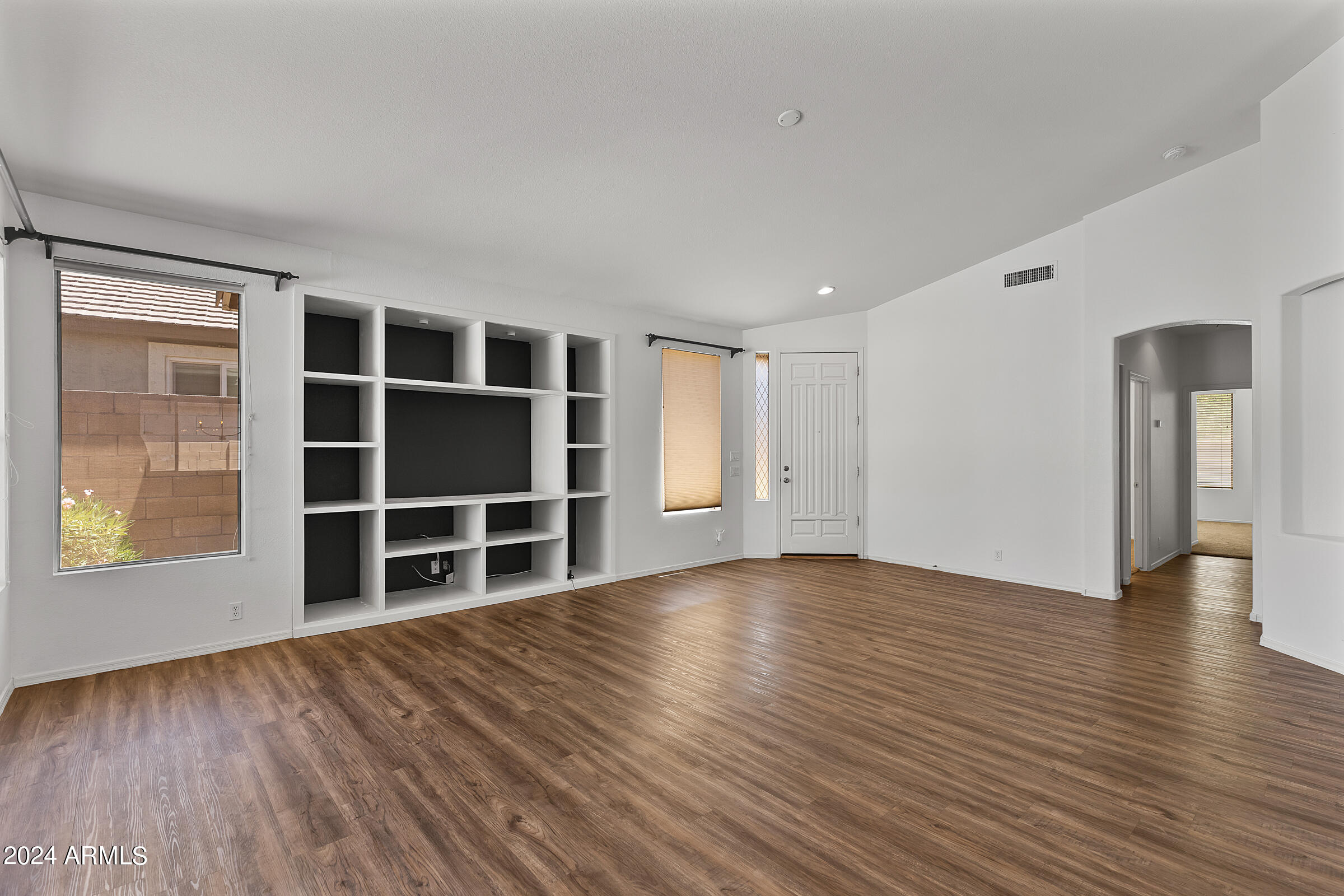 6590 E HACIENDA LA NORIA Lane