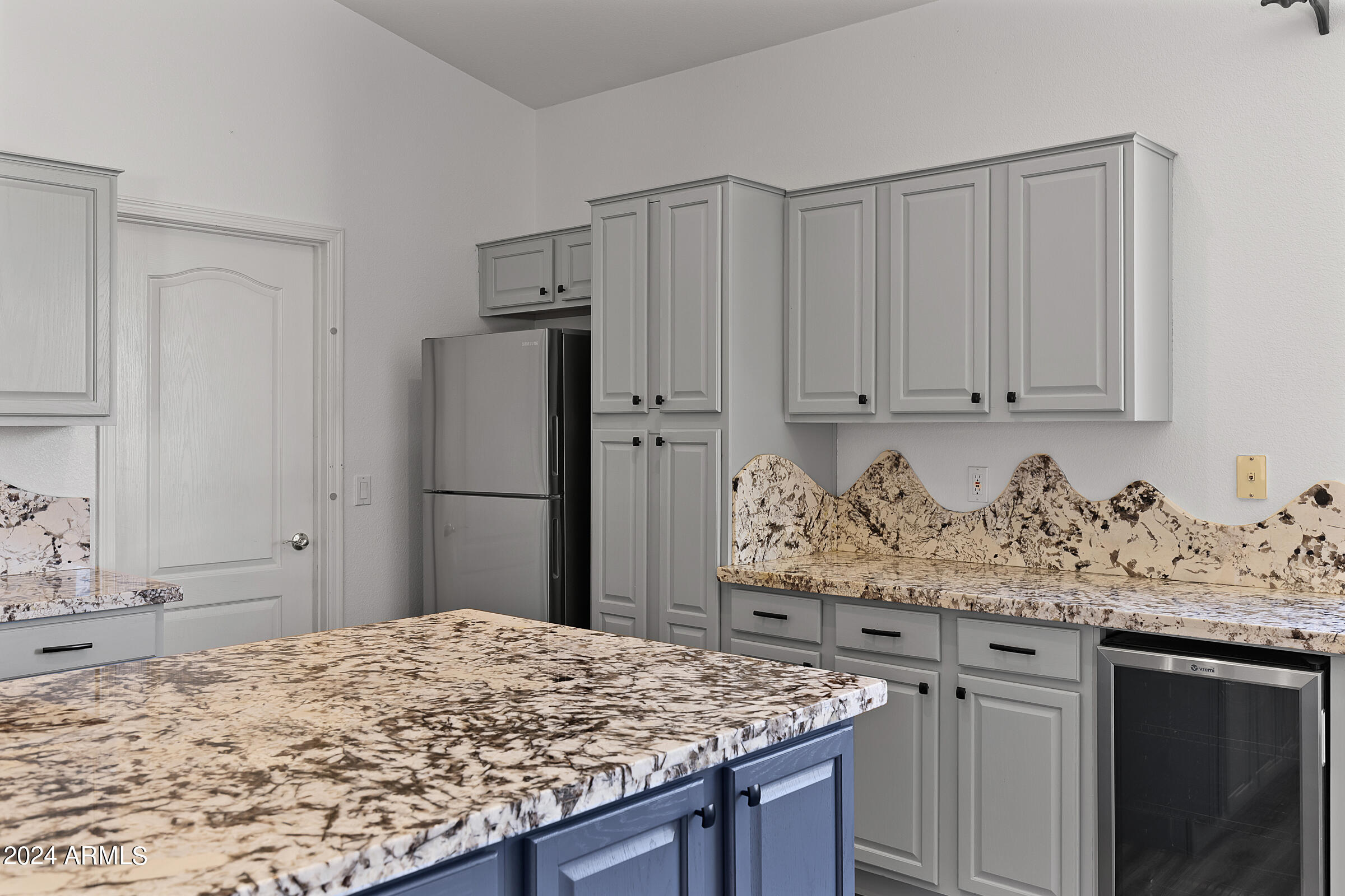 6590 E HACIENDA LA NORIA Lane