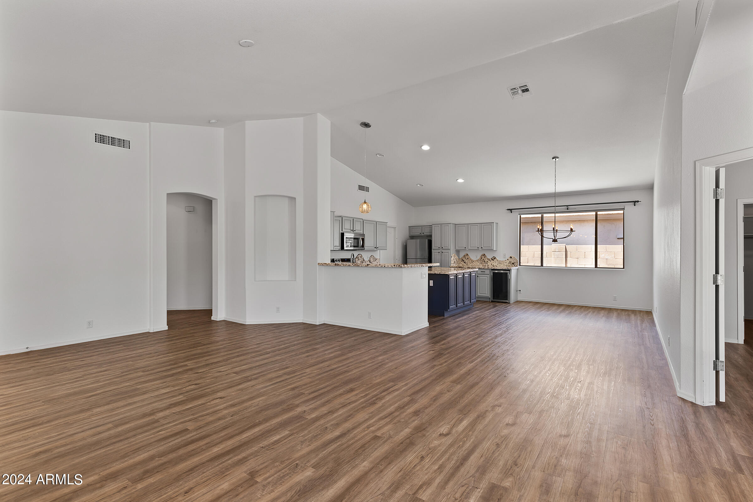 6590 E HACIENDA LA NORIA Lane