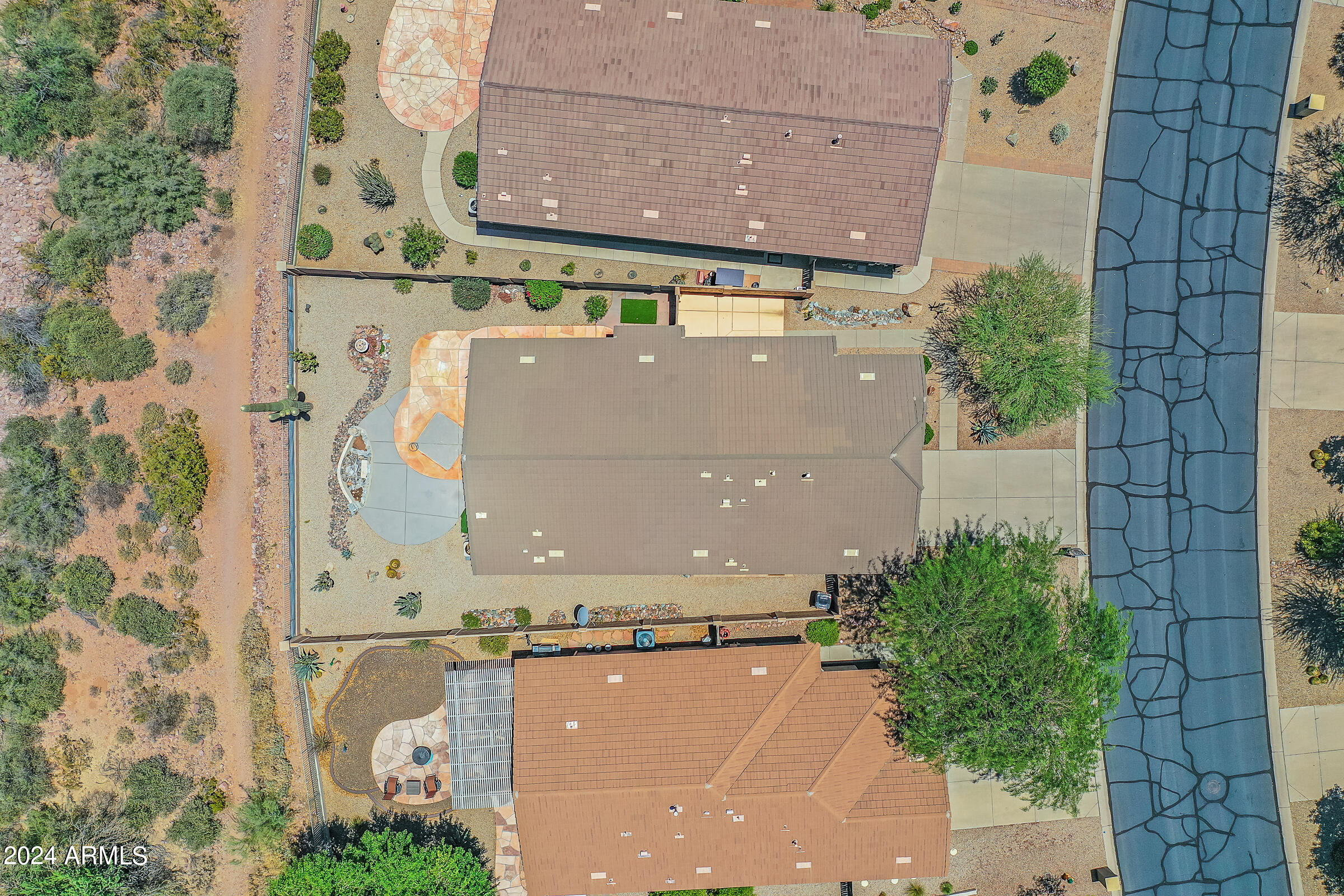 6590 E HACIENDA LA NORIA Lane