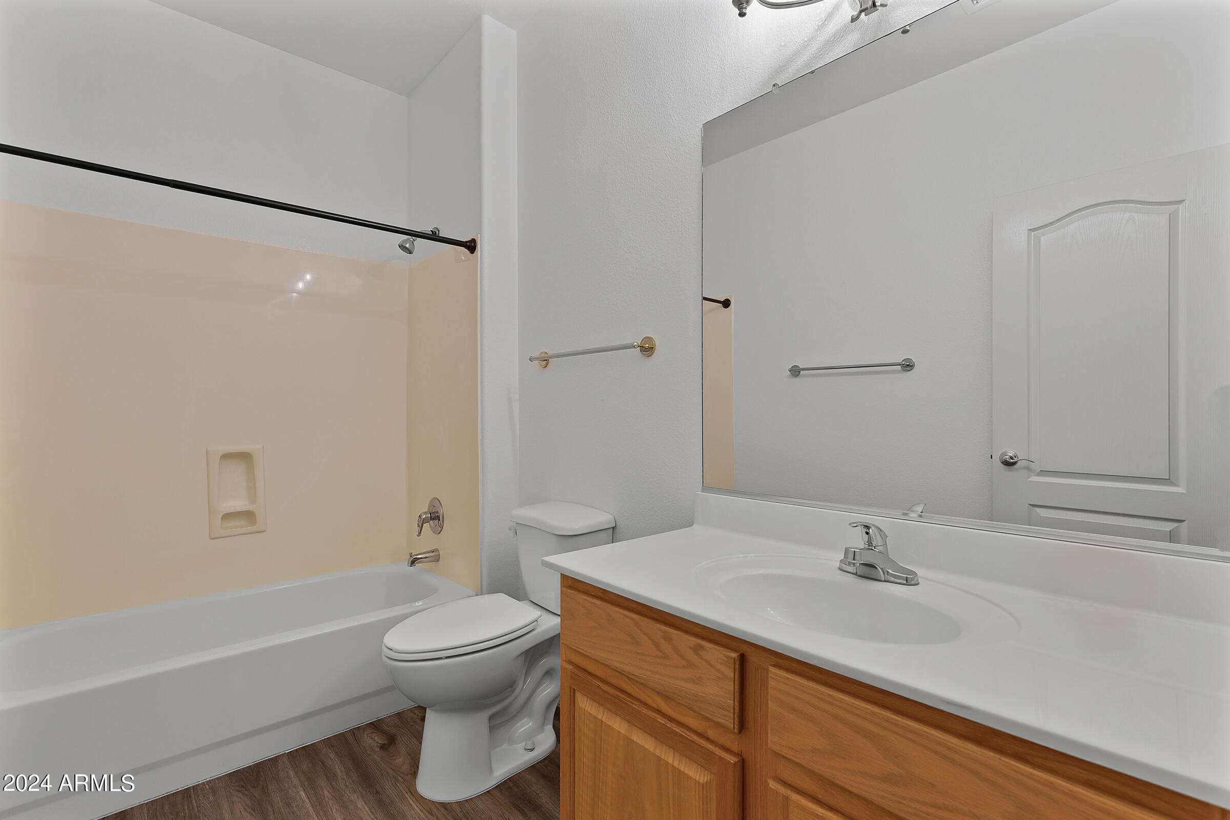 6590 E HACIENDA LA NORIA Lane