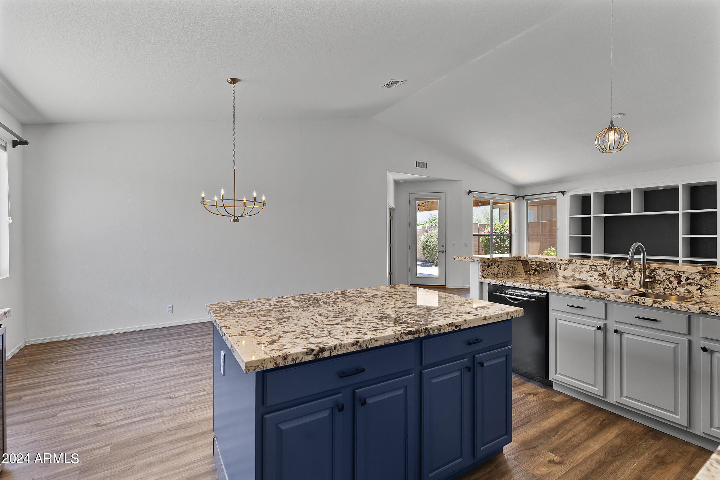 6590 E HACIENDA LA NORIA Lane