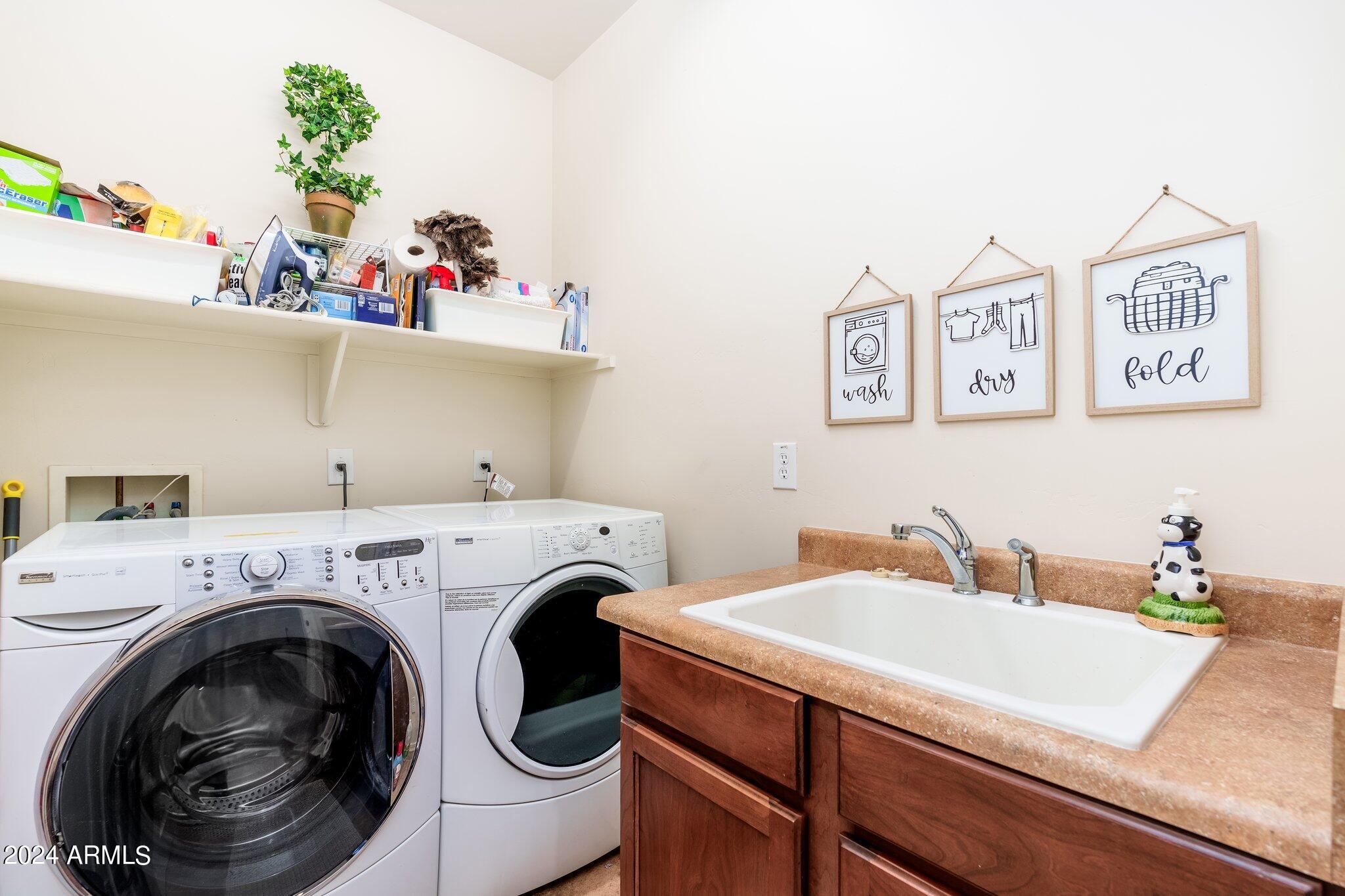 2269 E WISTERIA Drive