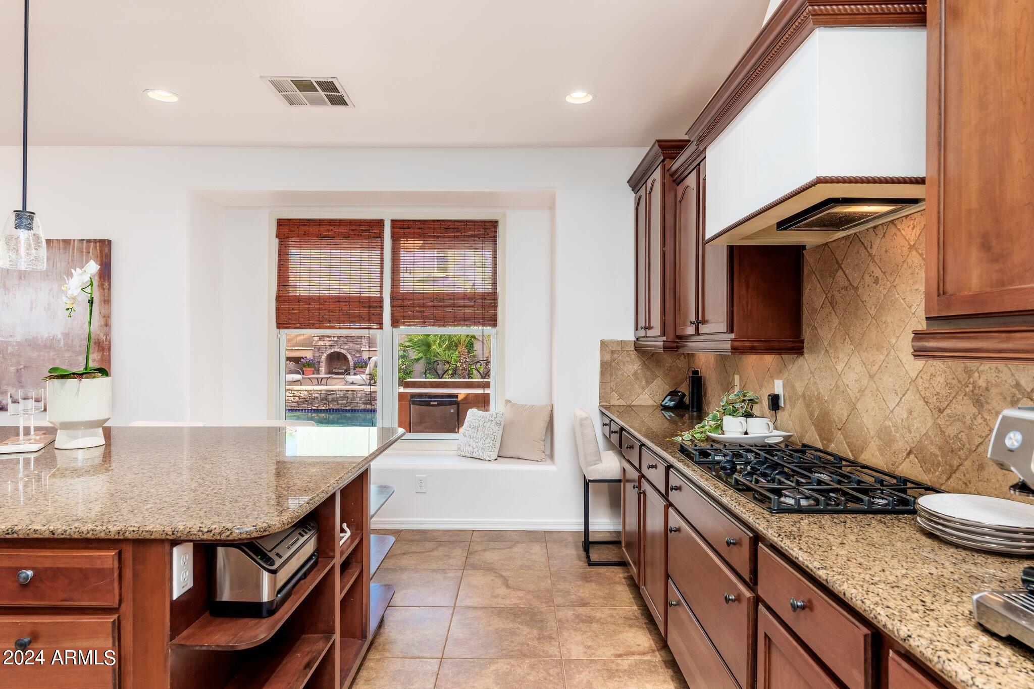 2269 E WISTERIA Drive