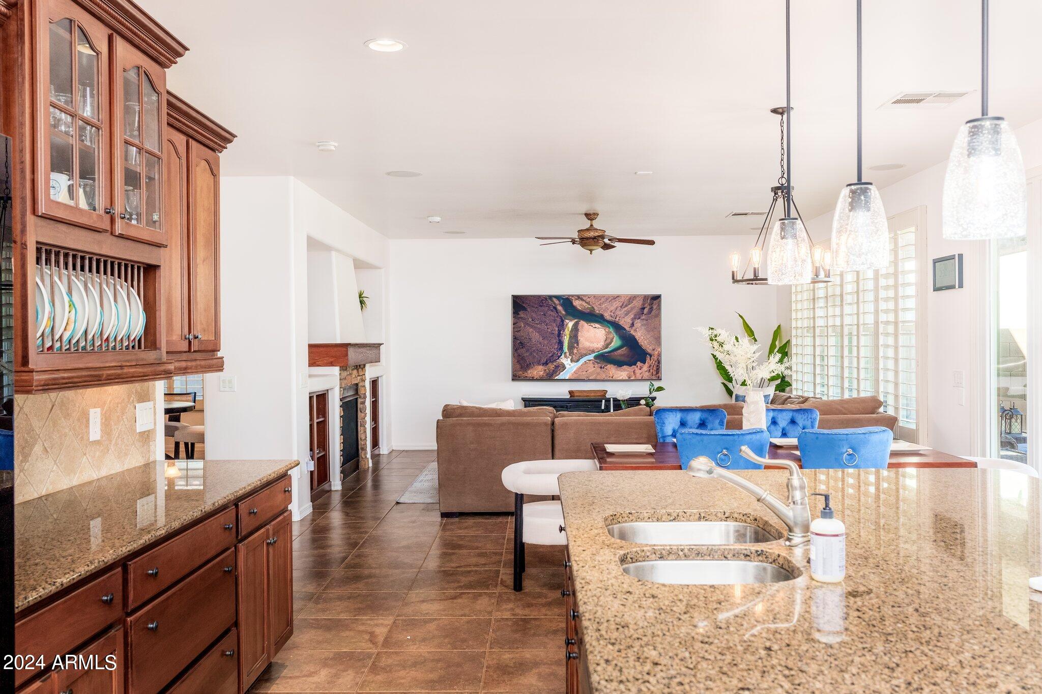 2269 E WISTERIA Drive