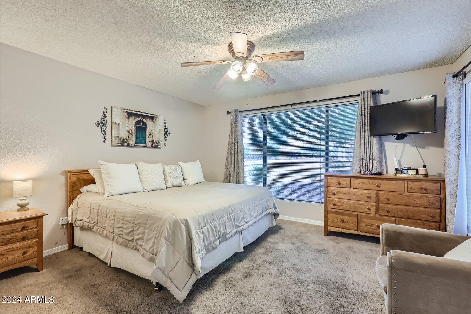 15608 N 38TH Place N