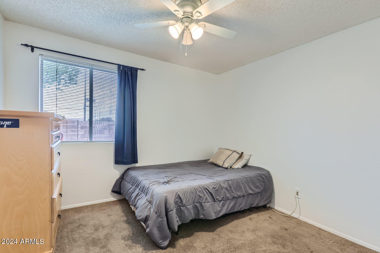 15608 N 38TH Place N