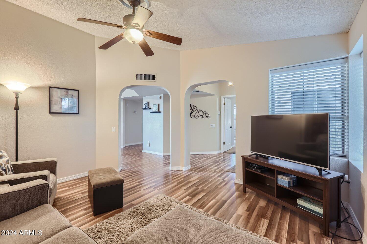 15608 N 38TH Place N