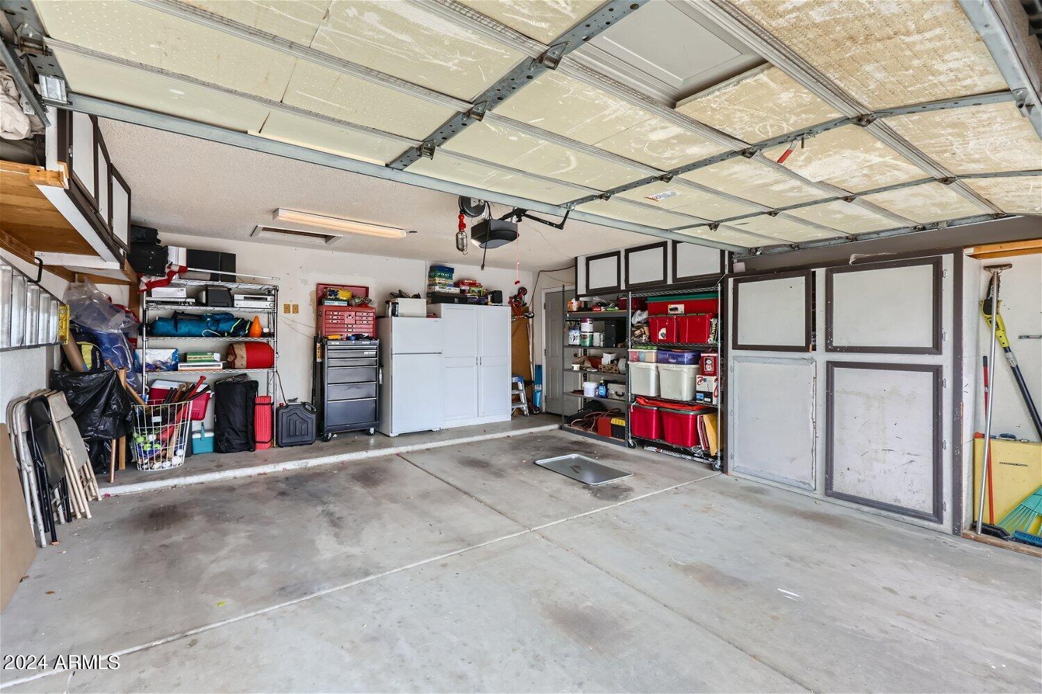 15608 N 38TH Place N