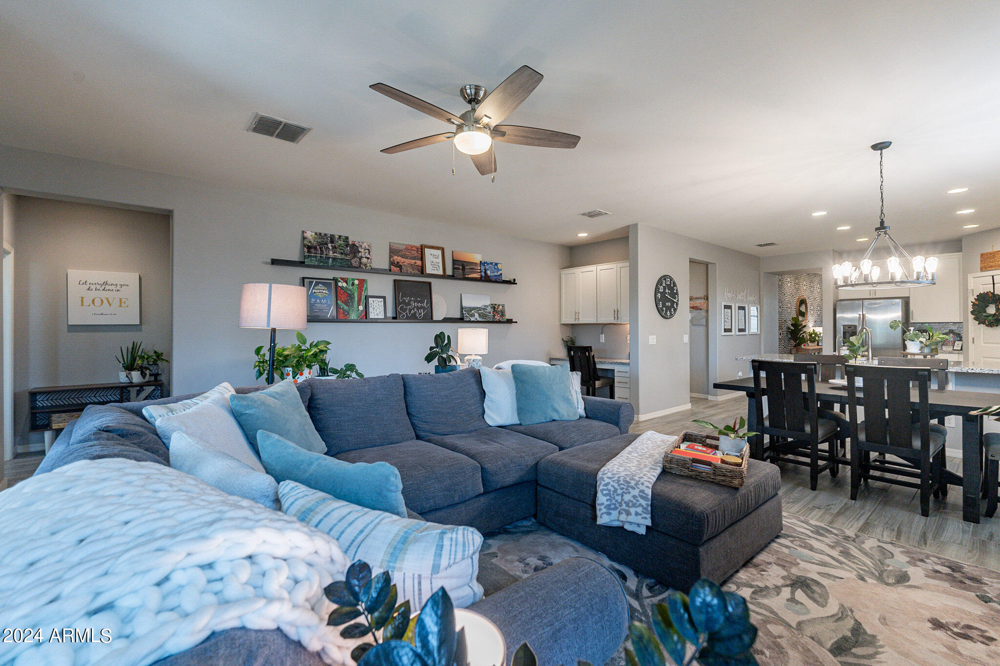 8523 W FLEETWOOD Lane