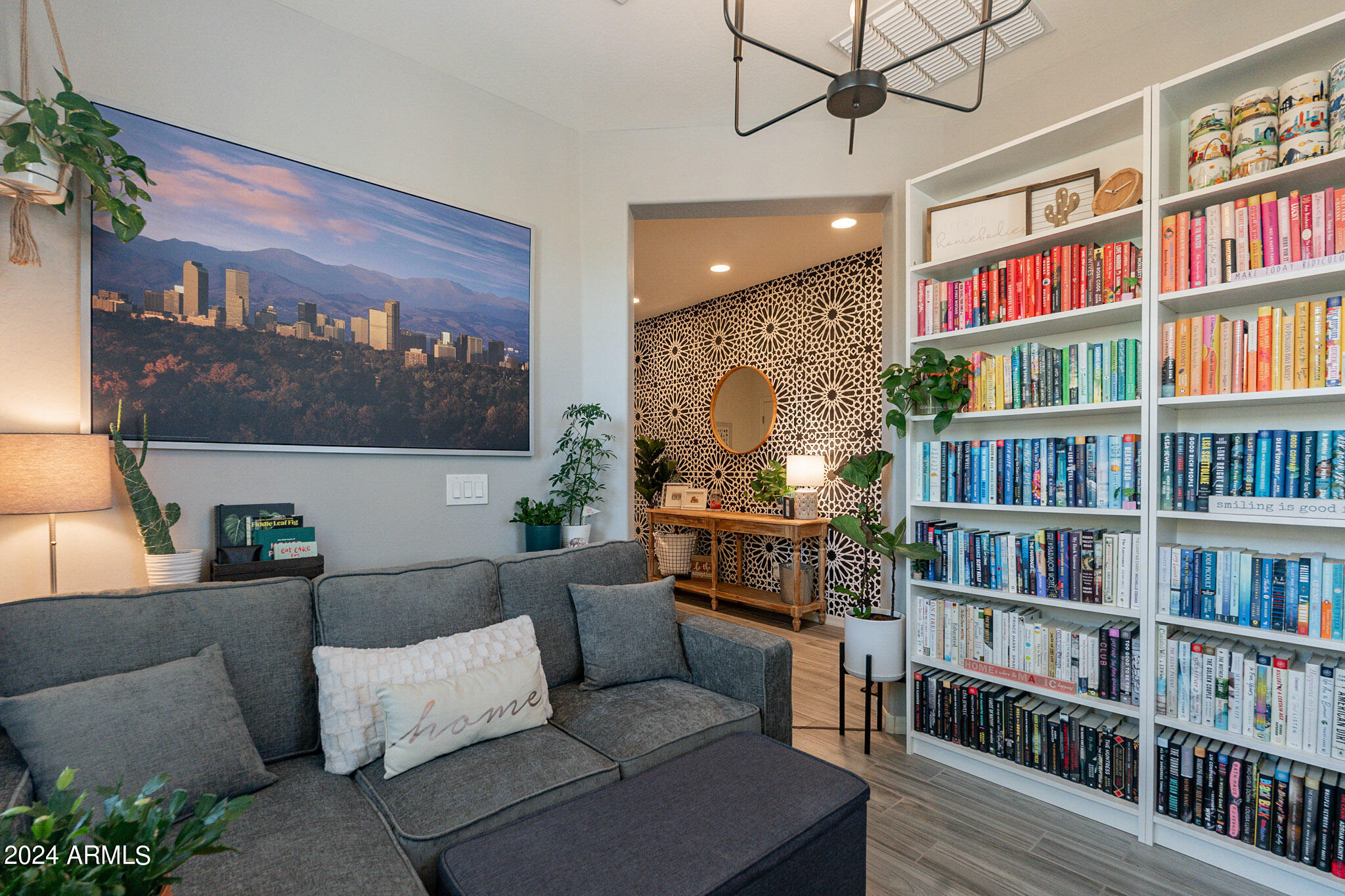 8523 W FLEETWOOD Lane