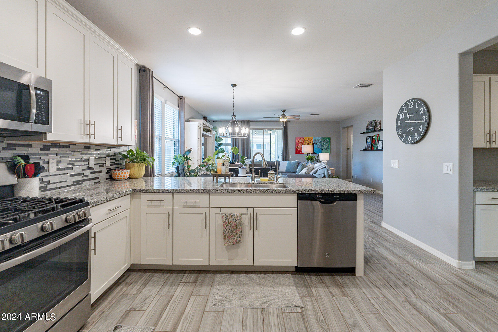 8523 W FLEETWOOD Lane