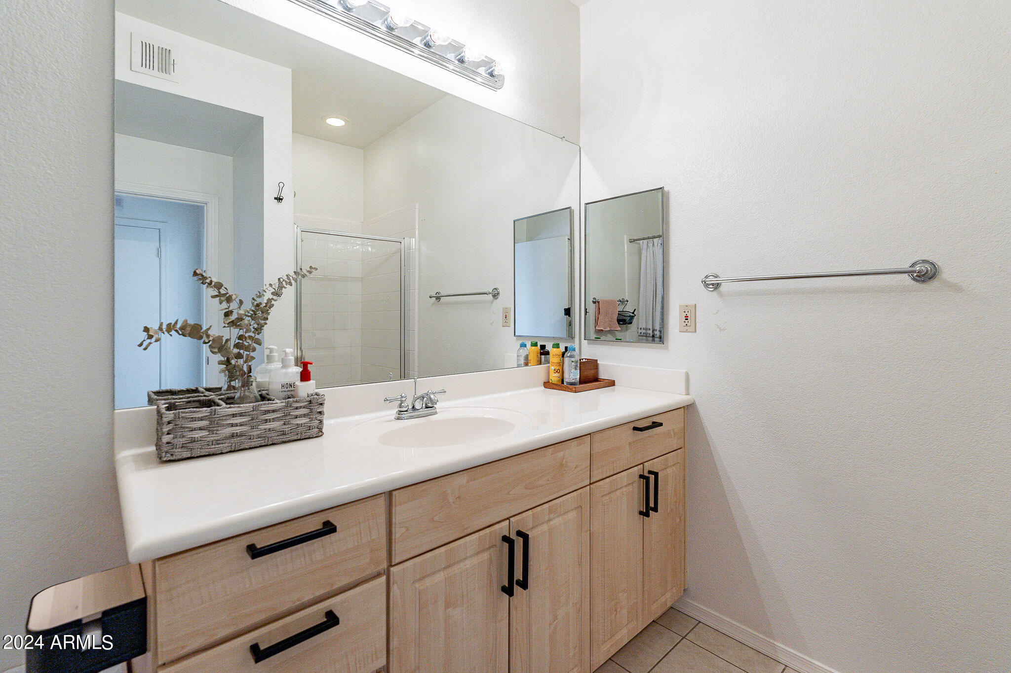 9600 N 96TH Street, 271