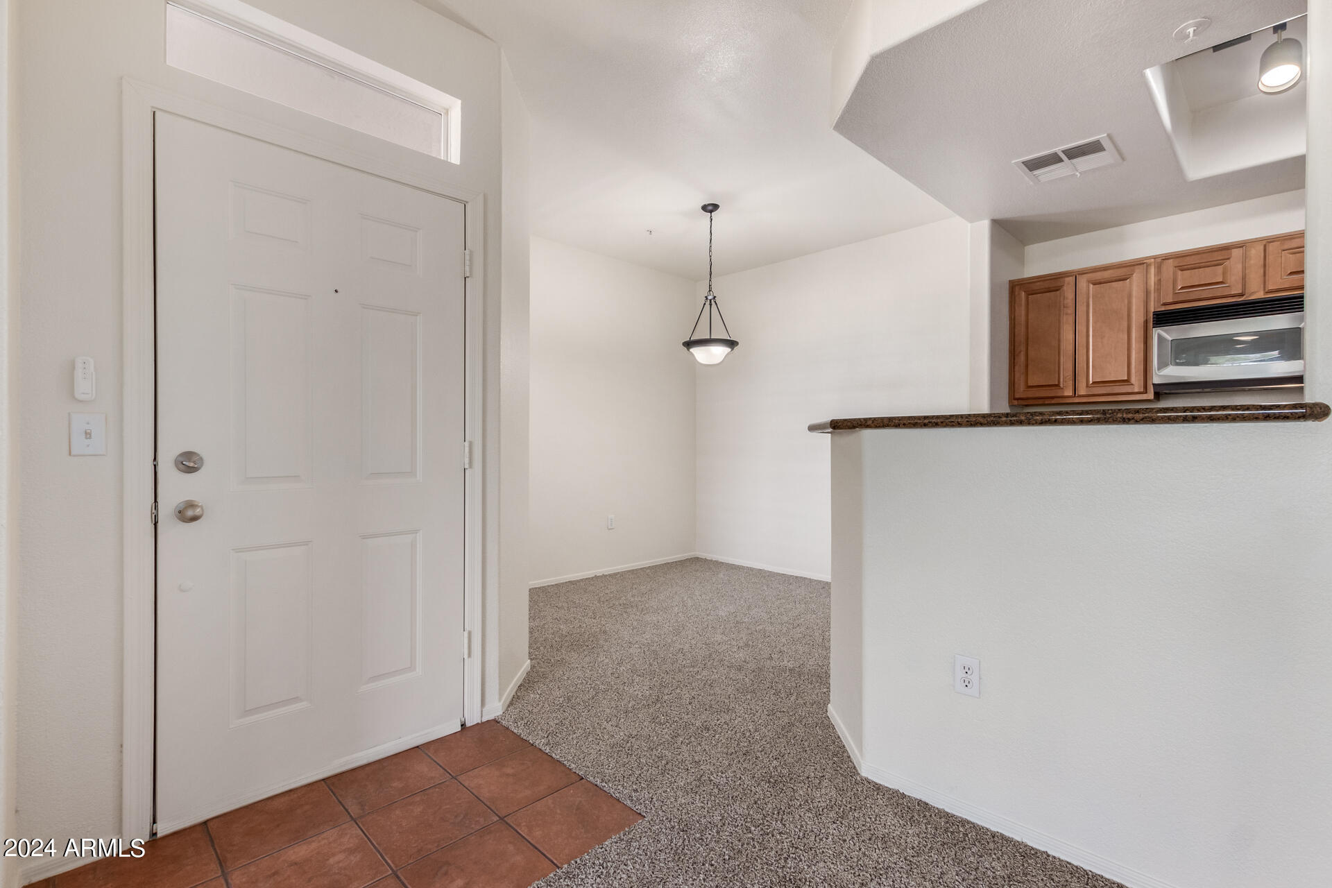3830 E LAKEWOOD Parkway, 2123