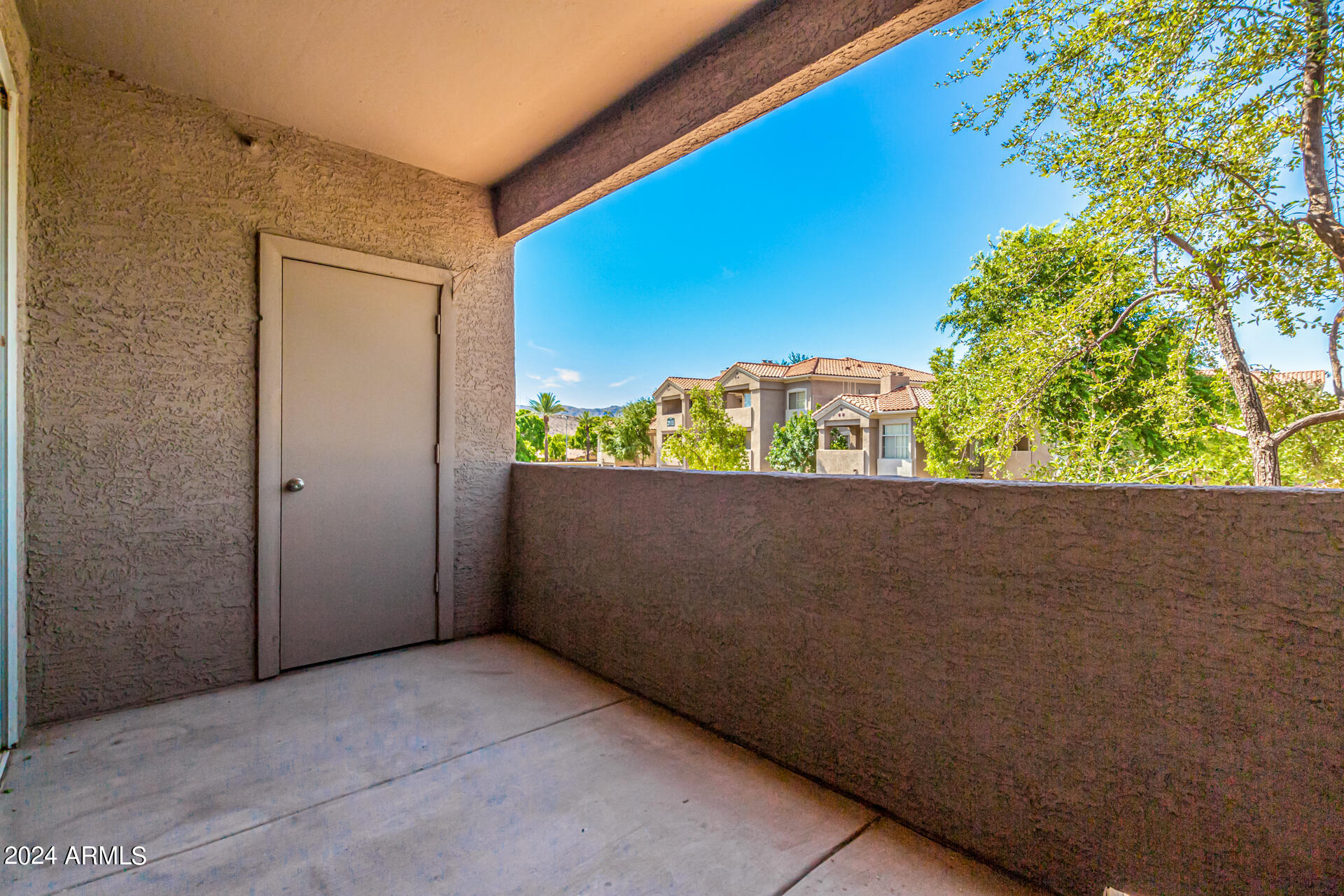 3830 E LAKEWOOD Parkway, 2123