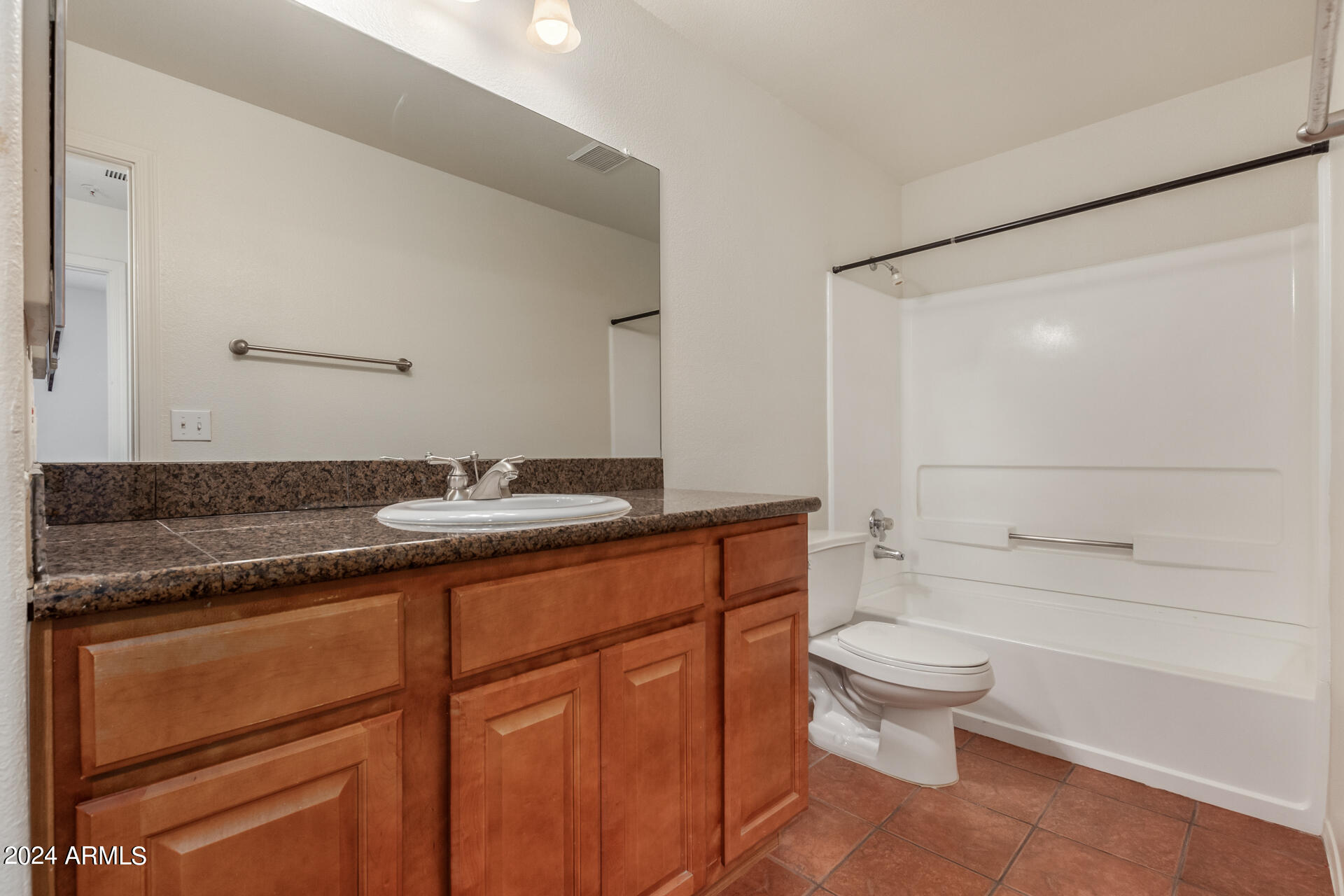 3830 E LAKEWOOD Parkway, 2123