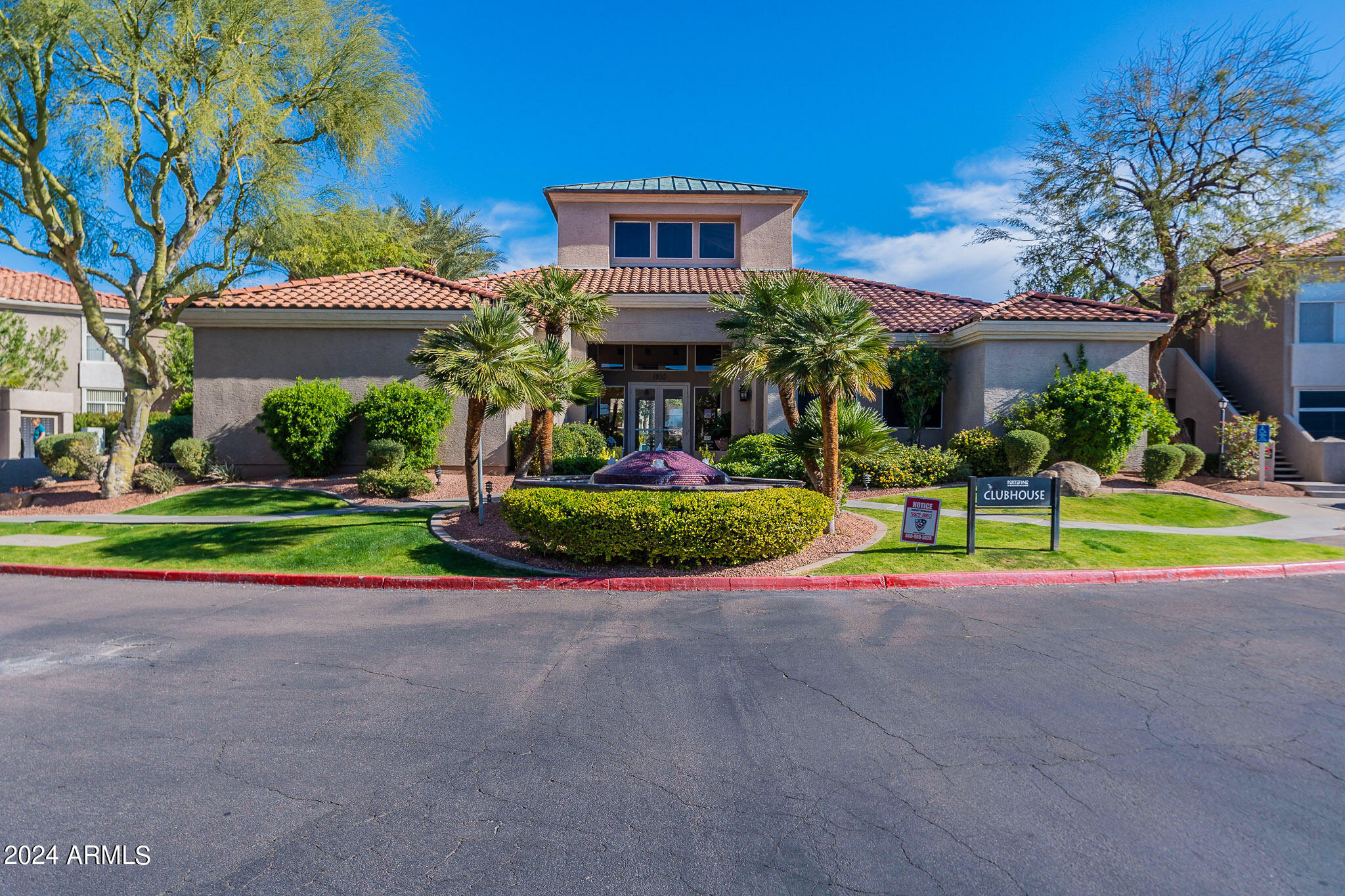 3830 E LAKEWOOD Parkway, 2123