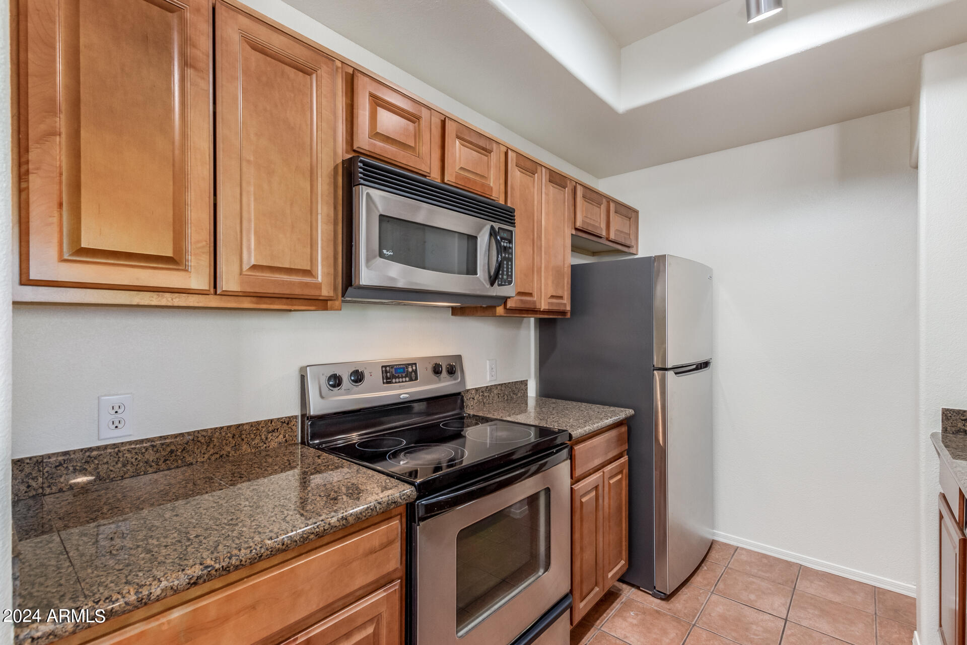 3830 E LAKEWOOD Parkway, 2123