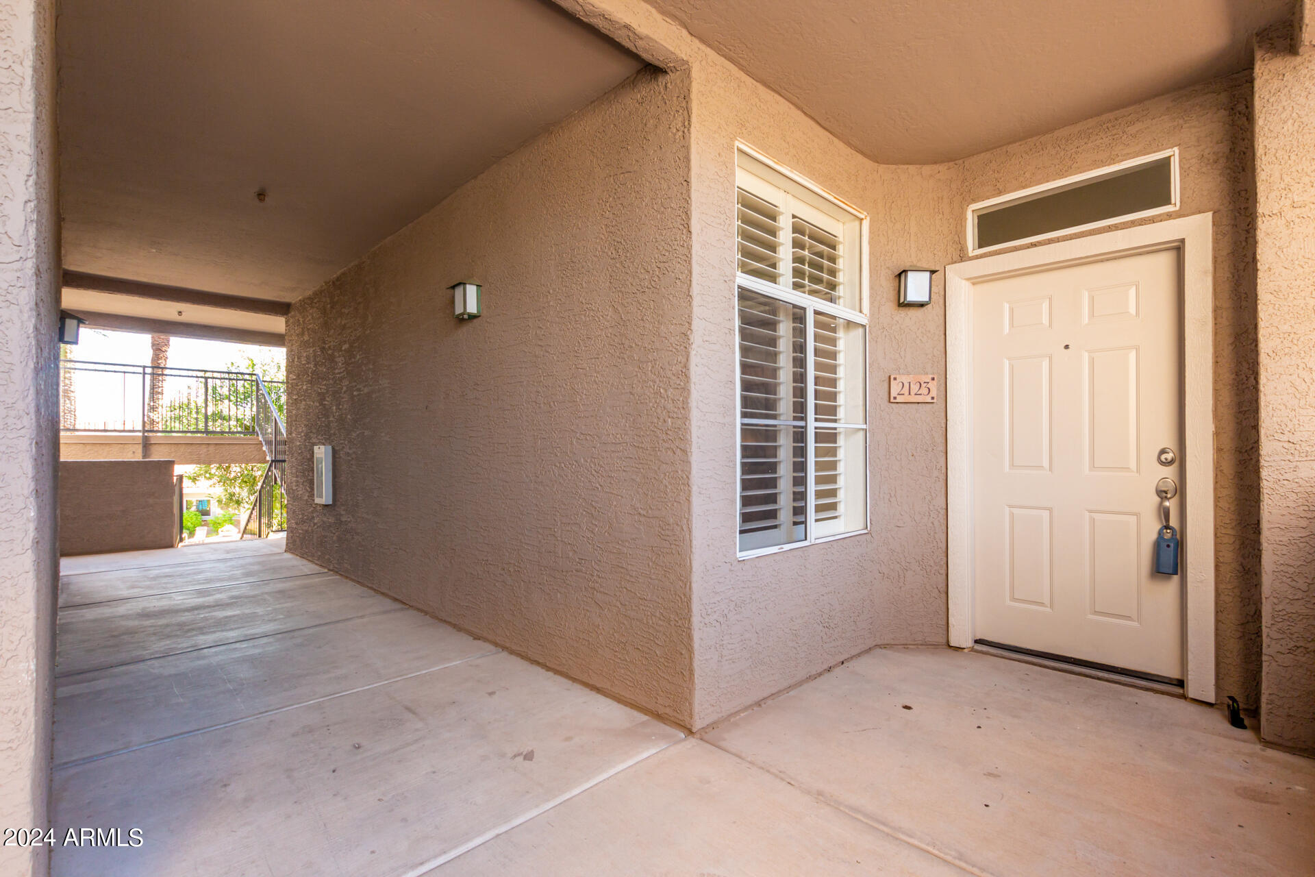 3830 E LAKEWOOD Parkway, 2123