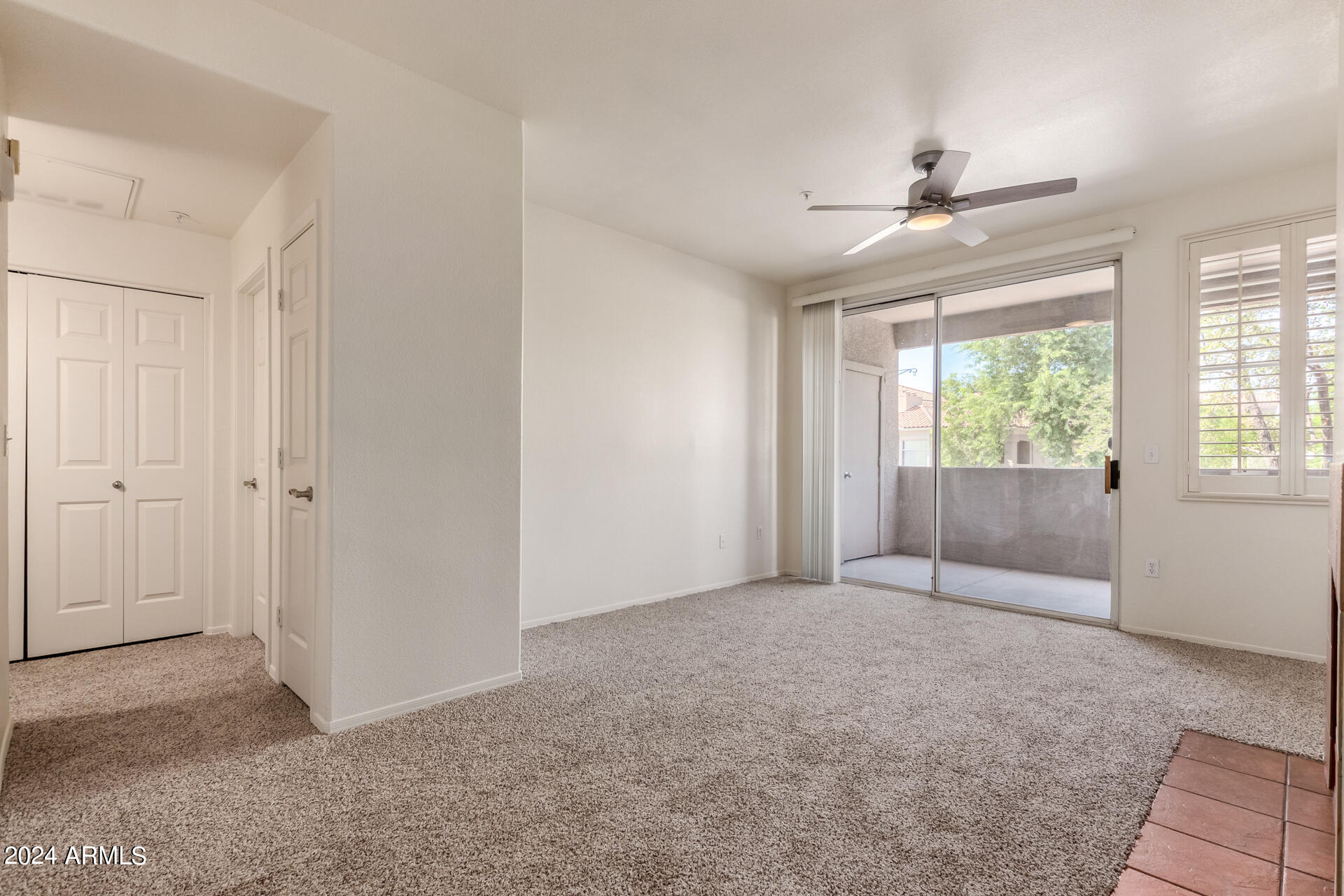 3830 E LAKEWOOD Parkway, 2123