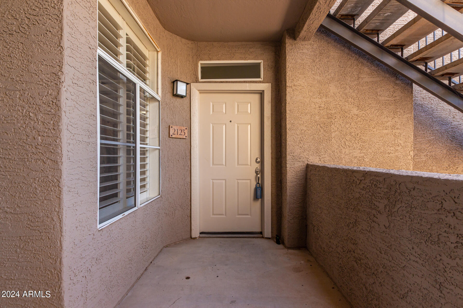 3830 E LAKEWOOD Parkway, 2123