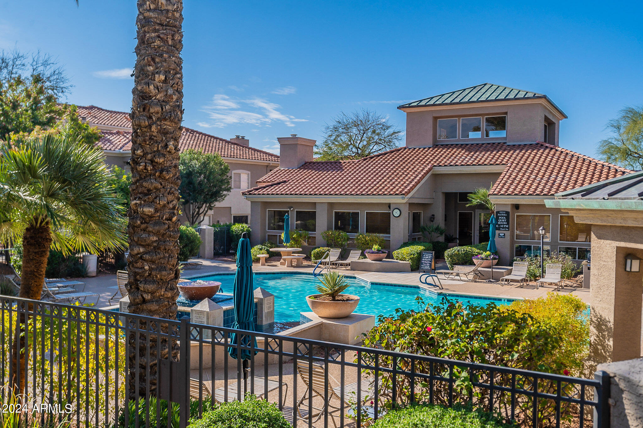3830 E LAKEWOOD Parkway, 2123
