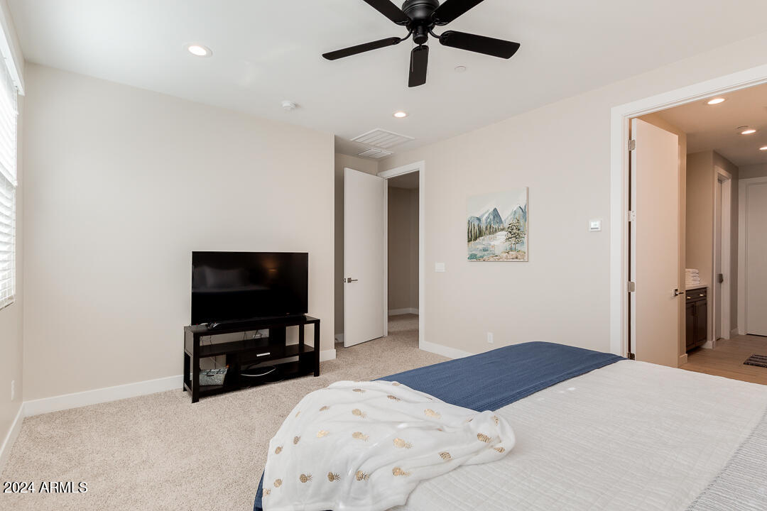 3200 N 39th Street, 1