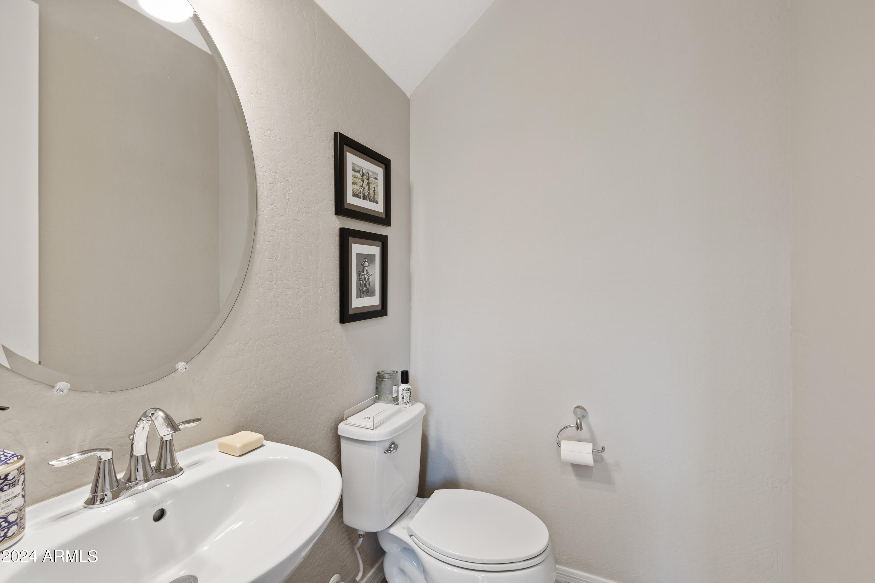 3021 S VALERIE Drive