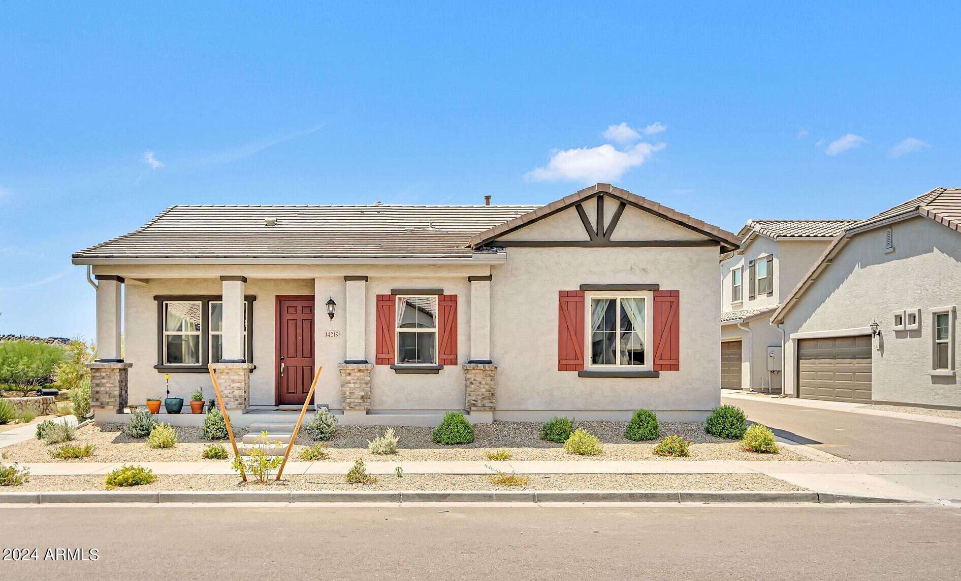 14219 W Hackamore Drive