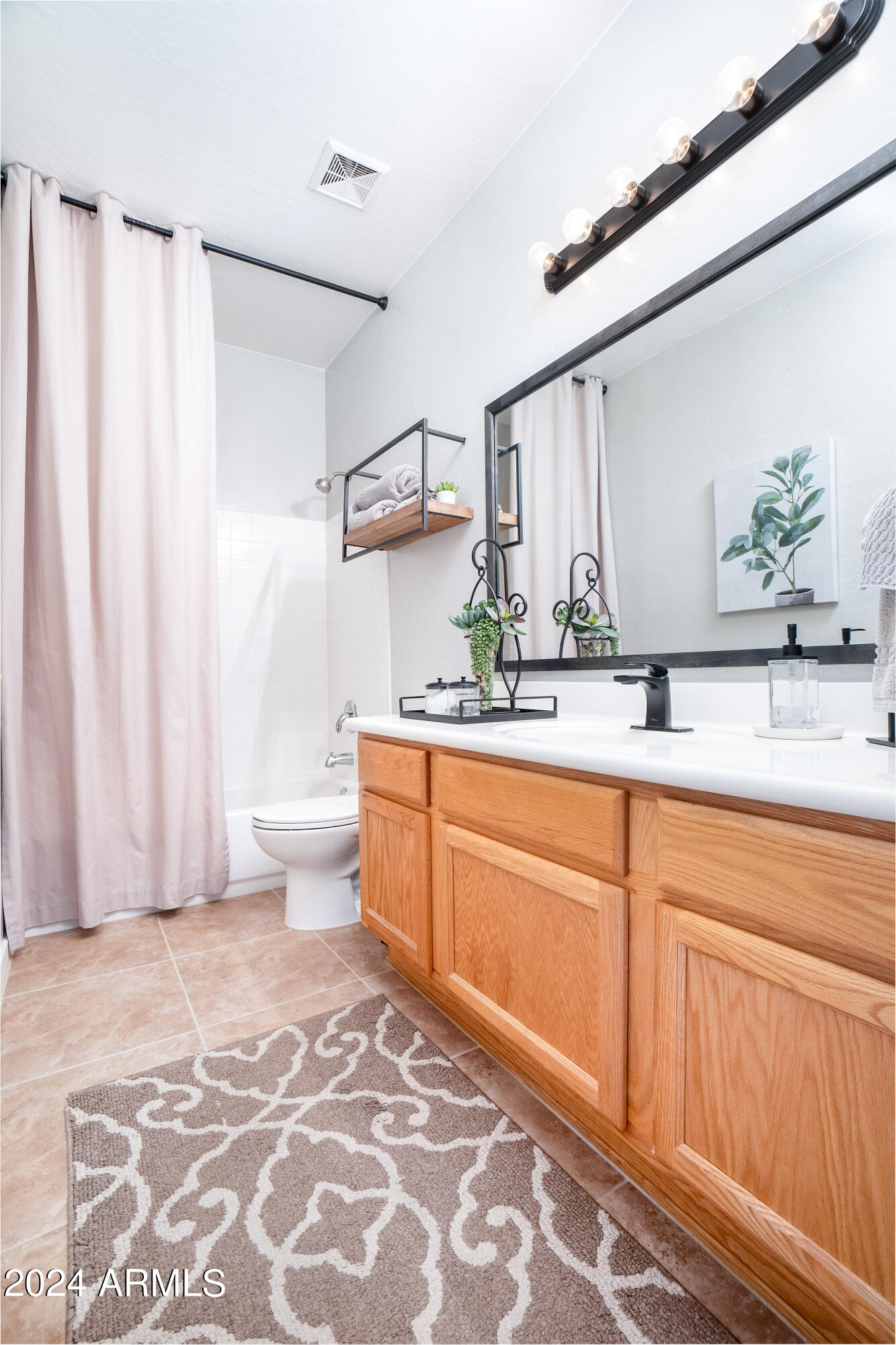 7517 E Tyndall Circle