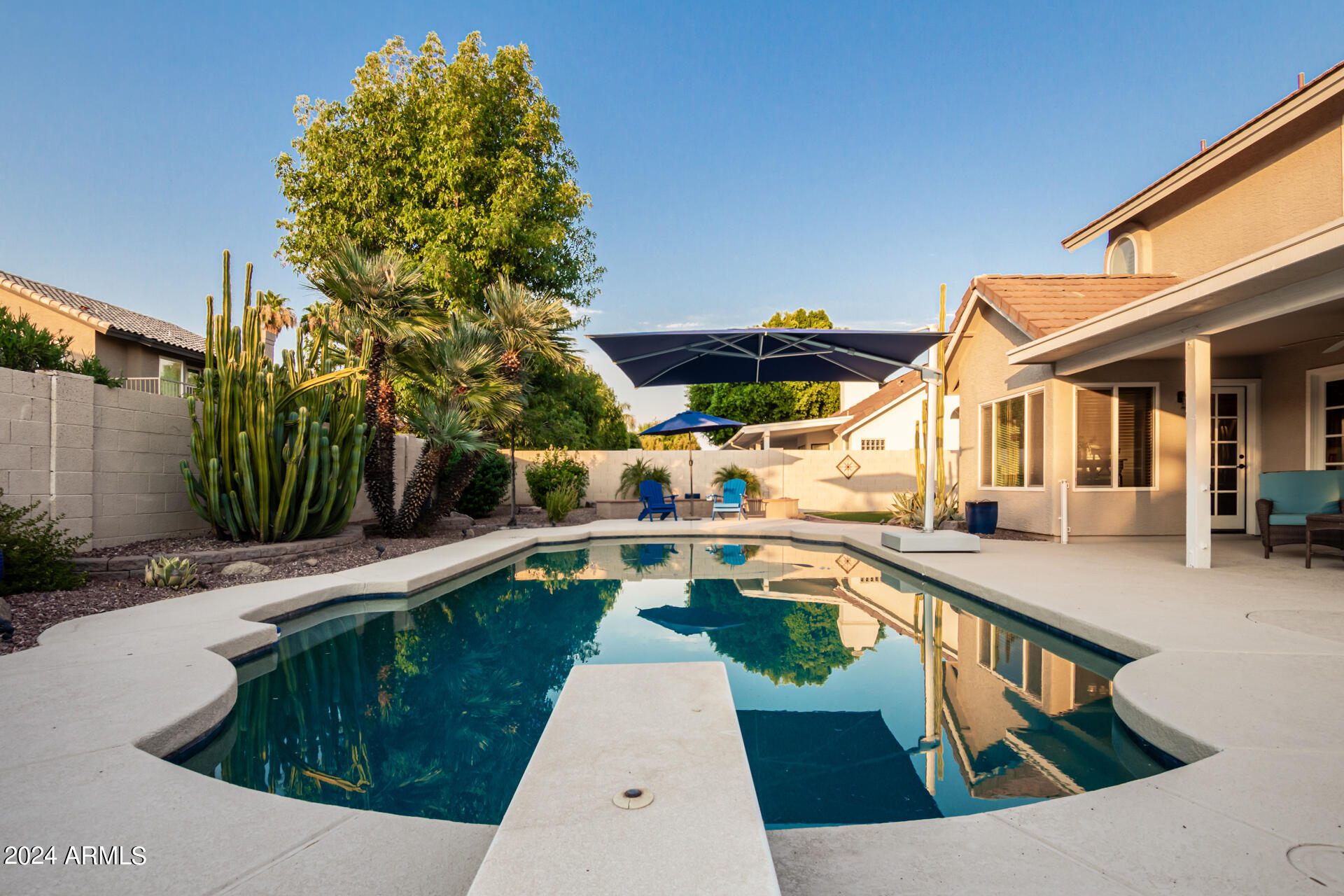 1964 E PALOMINO Drive