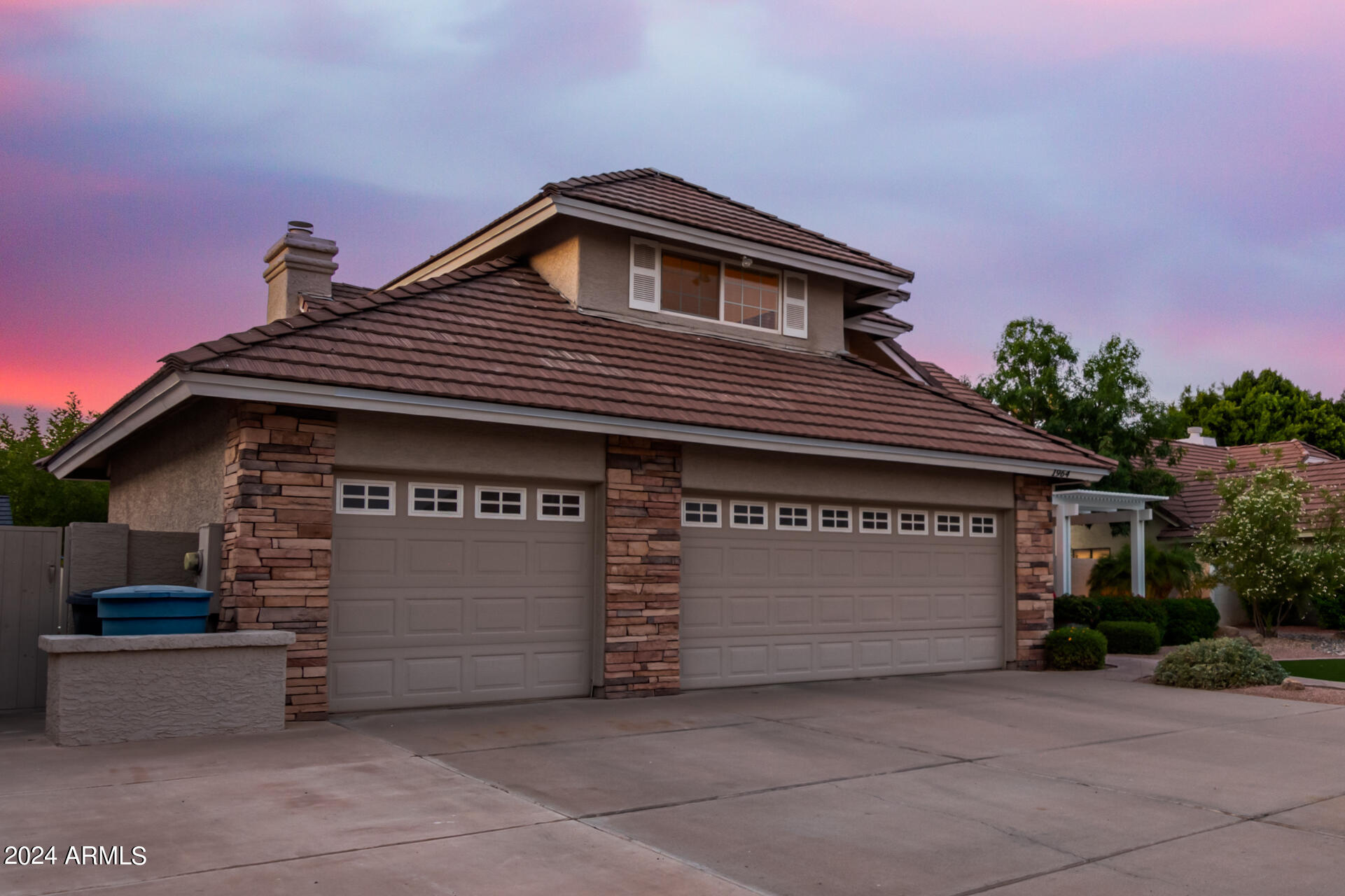 1964 E PALOMINO Drive