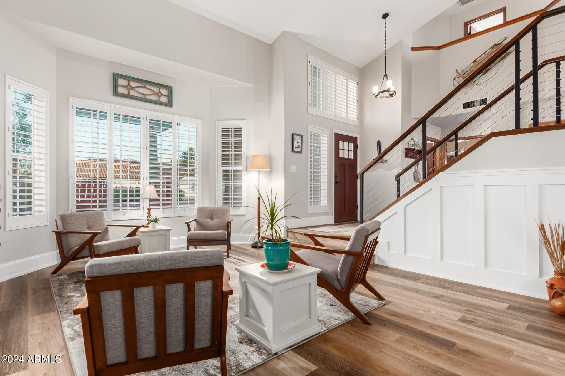 1964 E PALOMINO Drive