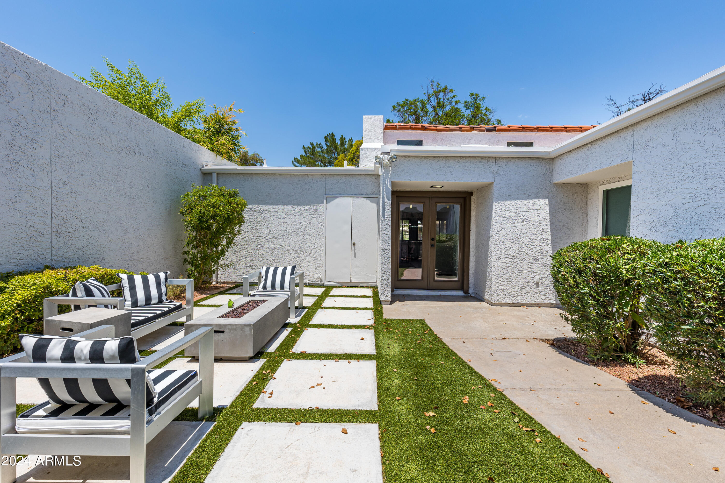 8188 E DEL CAVERNA Drive