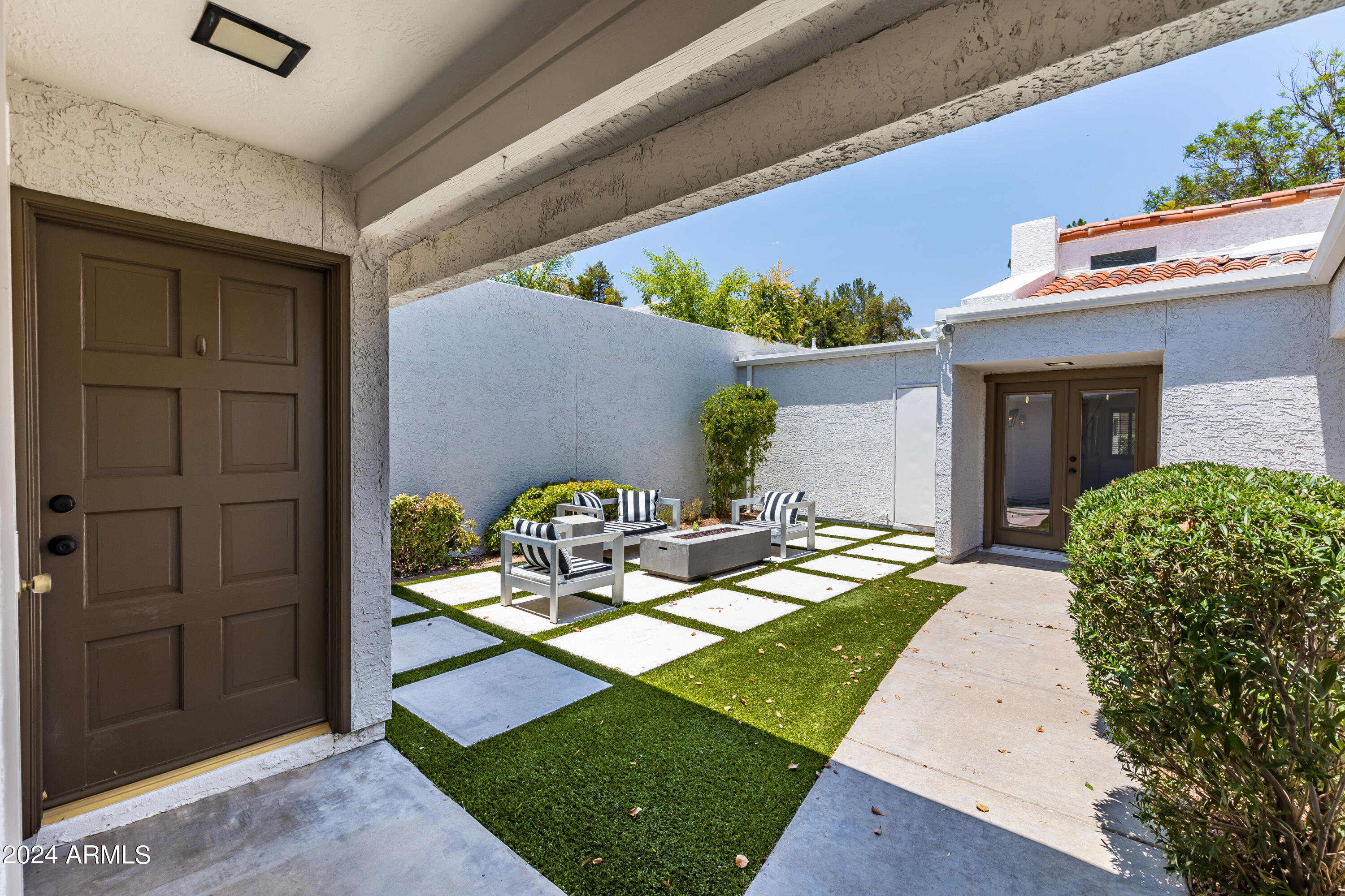 8188 E DEL CAVERNA Drive