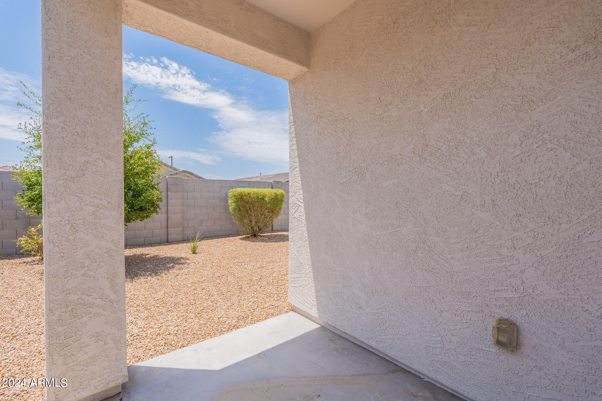 30897 W PICADILLY Road