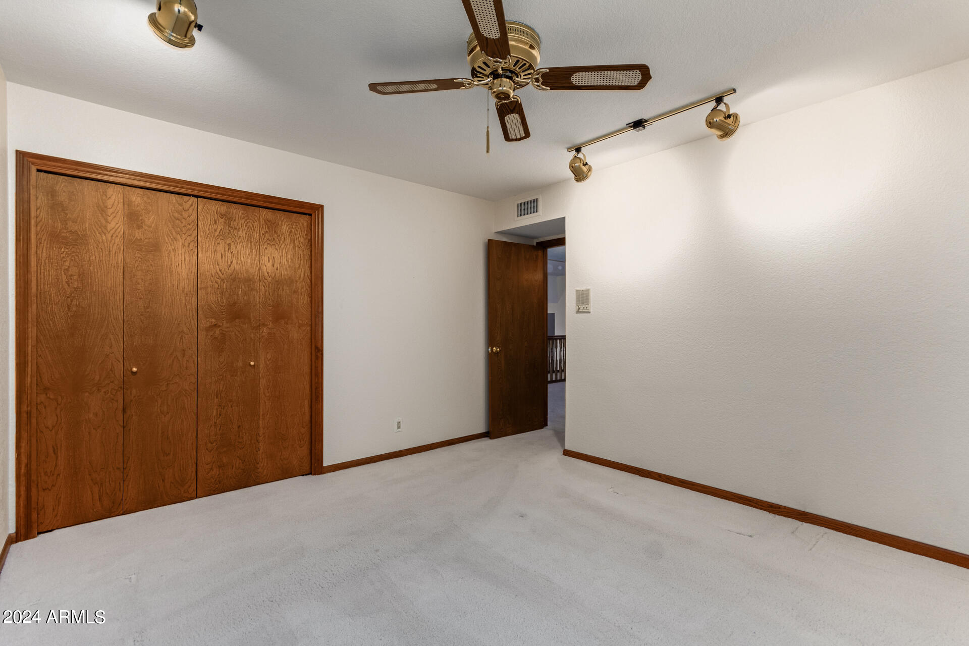 9862 E SAN SALVADOR Drive