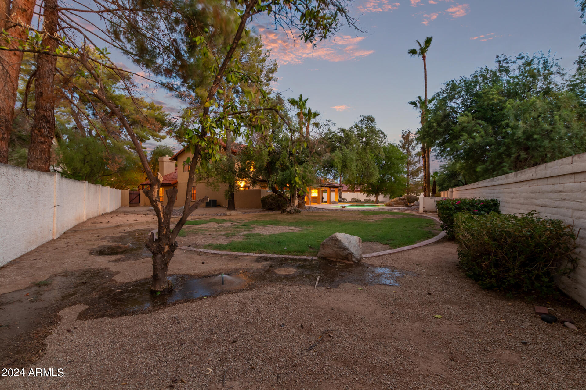 9862 E SAN SALVADOR Drive