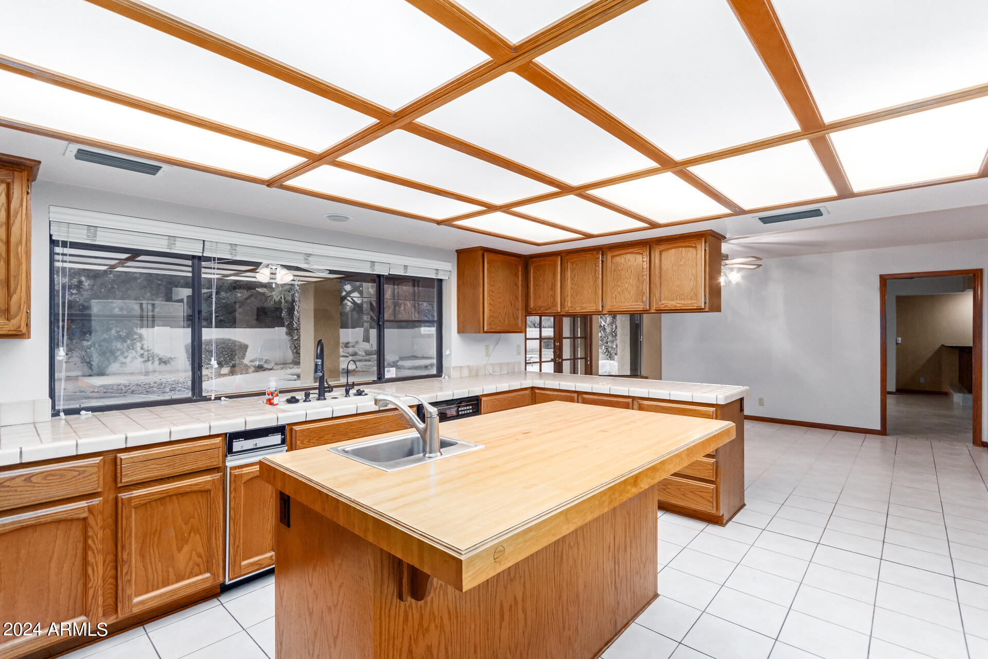 9862 E SAN SALVADOR Drive