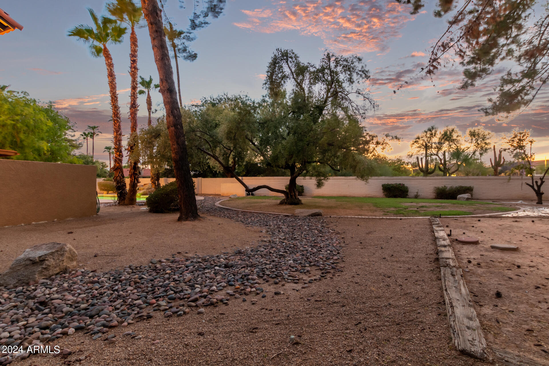 9862 E SAN SALVADOR Drive