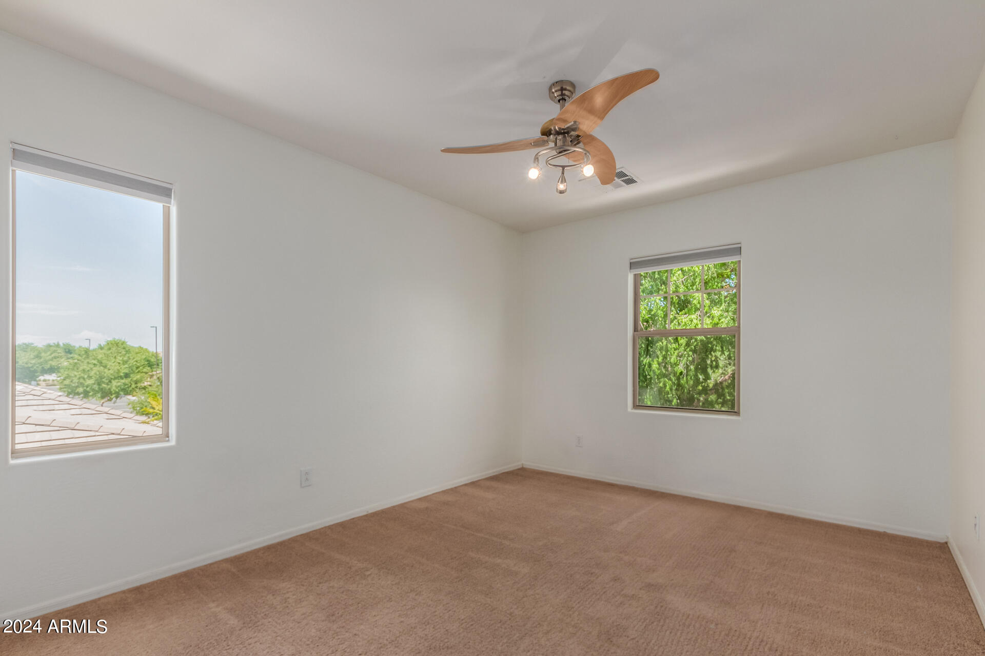 1672 S PENROSE Drive