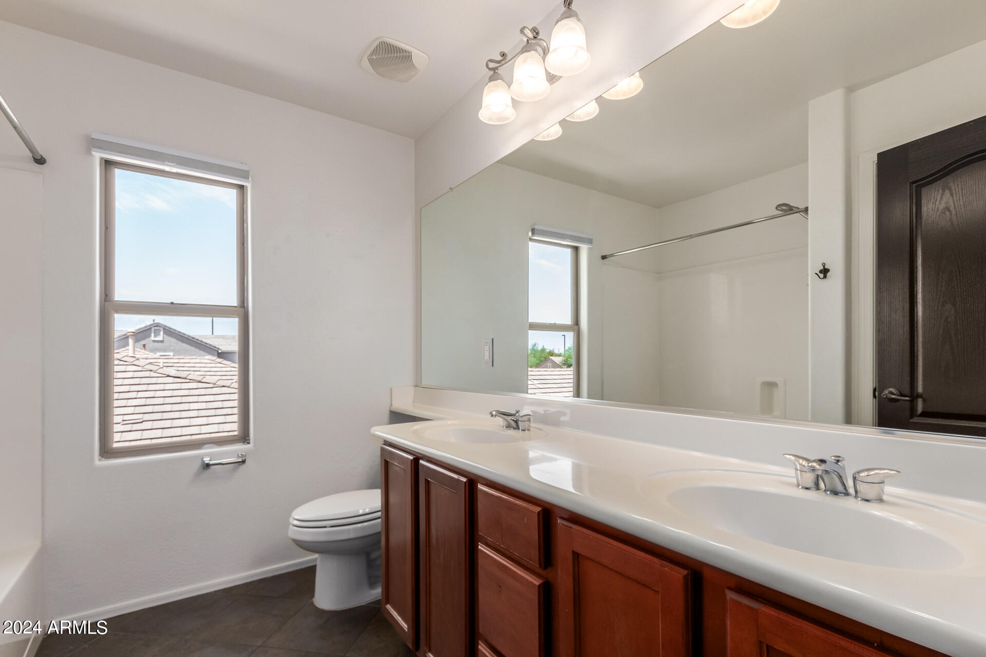 1672 S PENROSE Drive